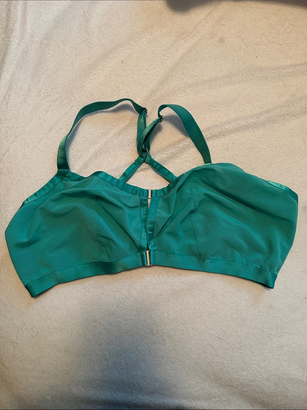 Auden Front-Closure Mesh Bra in Teal Green